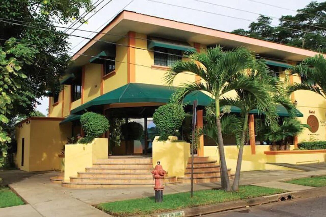 Hotel Brandts Los Robles De San Juan マナグア エクステリア 写真