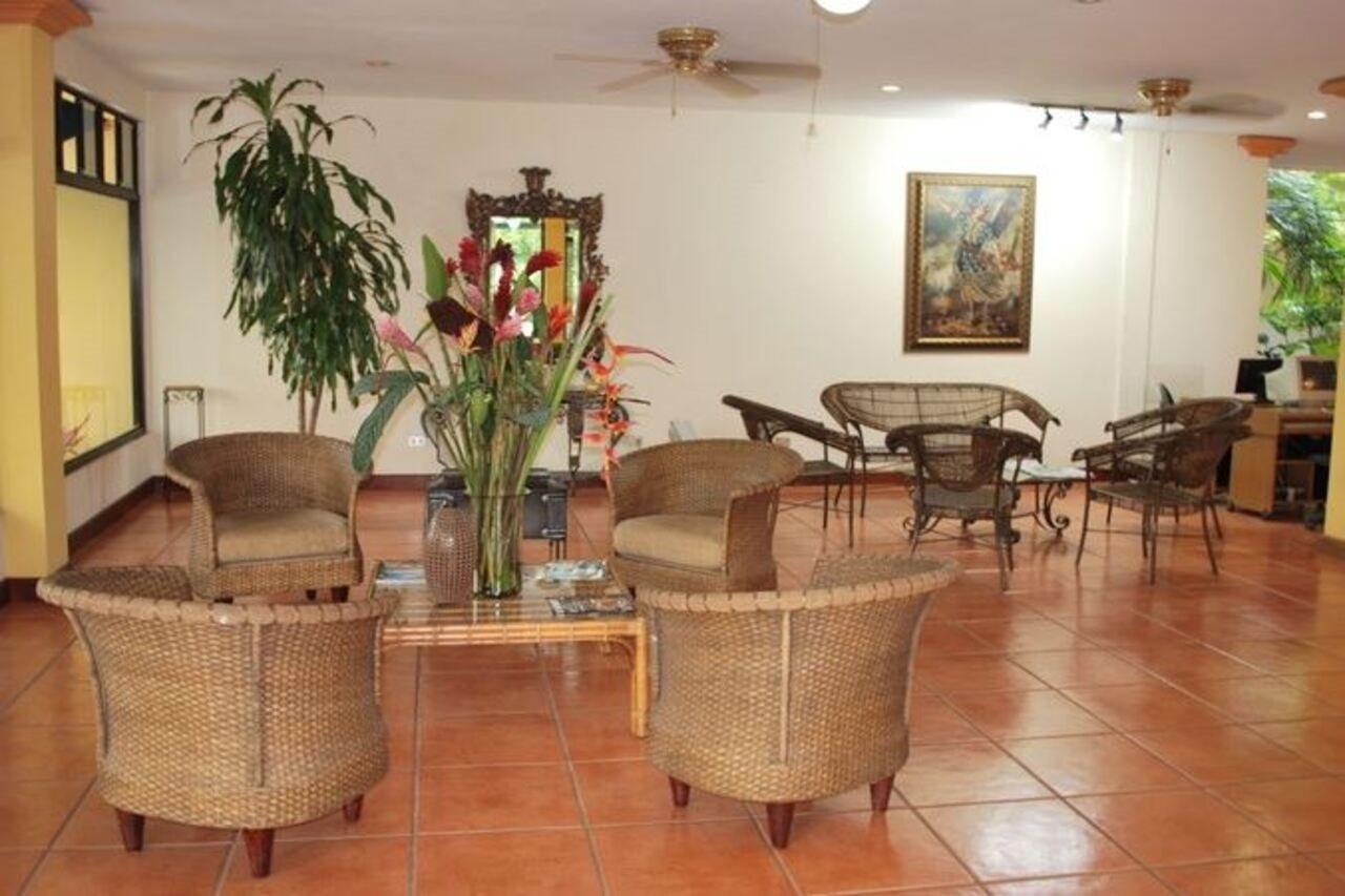 Hotel Brandts Los Robles De San Juan マナグア エクステリア 写真