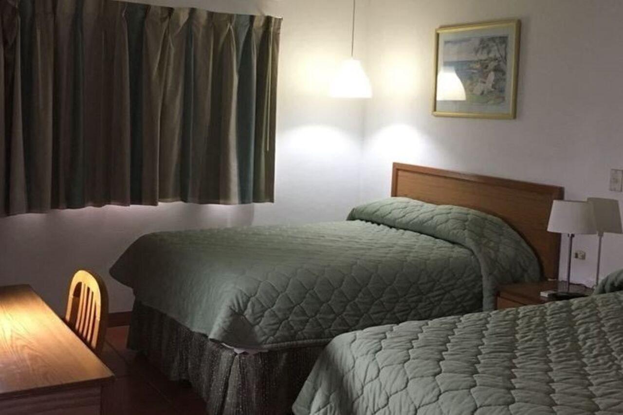 Hotel Brandts Los Robles De San Juan マナグア エクステリア 写真