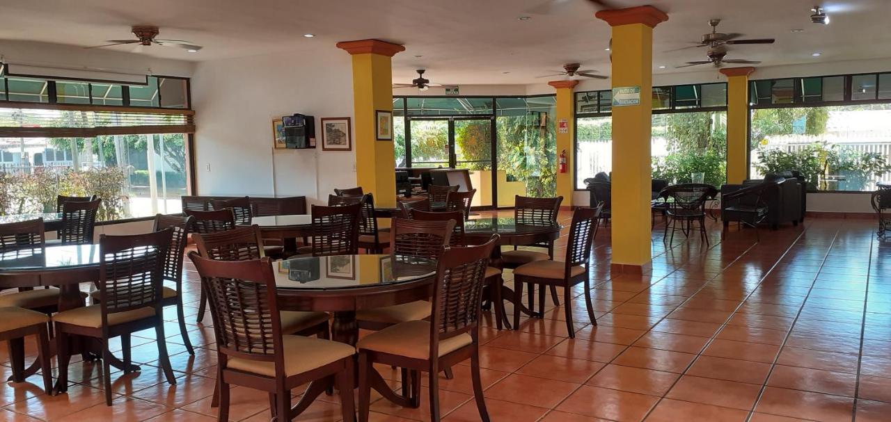 Hotel Brandts Los Robles De San Juan マナグア エクステリア 写真