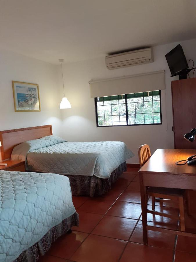 Hotel Brandts Los Robles De San Juan マナグア エクステリア 写真
