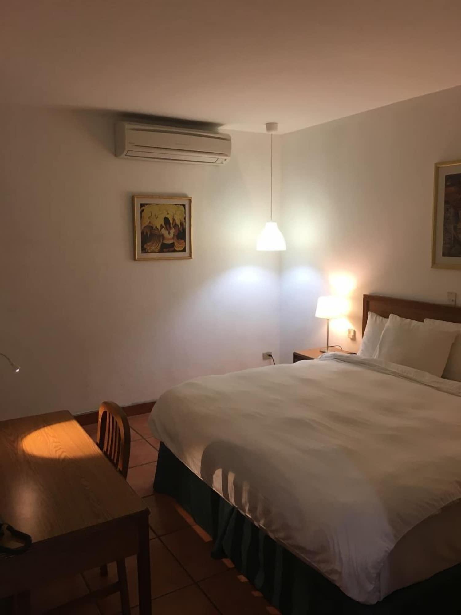 Hotel Brandts Los Robles De San Juan マナグア エクステリア 写真