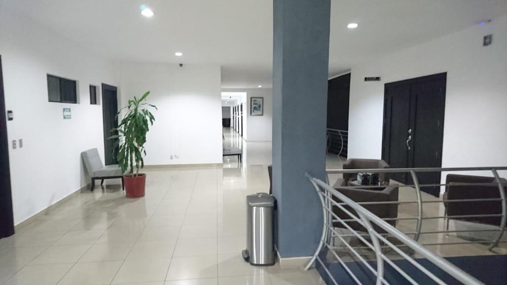 Hotel Brandts Los Robles De San Juan マナグア エクステリア 写真