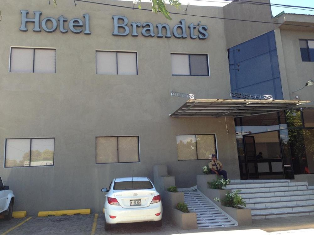Hotel Brandts Los Robles De San Juan マナグア エクステリア 写真