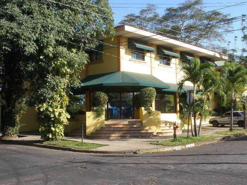 Hotel Brandts Los Robles De San Juan マナグア エクステリア 写真